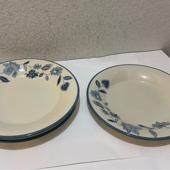 Global Floral Blue By Whole Home dinner Plates 10 1/4” 3 piece G7 - Picture 2 of 9